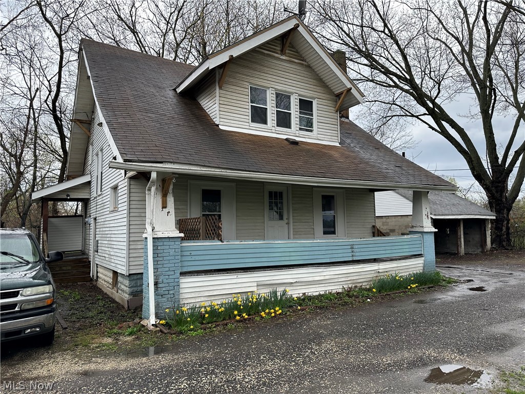 John V Waldecks 1st Add - Residential Income