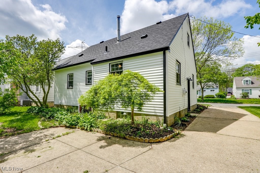 2881 12th Street, Cuyahoga Falls, Ohio image 16