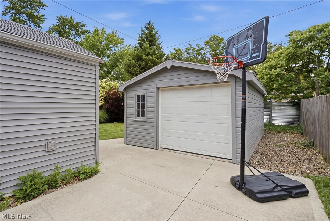 131 Forest Boulevard