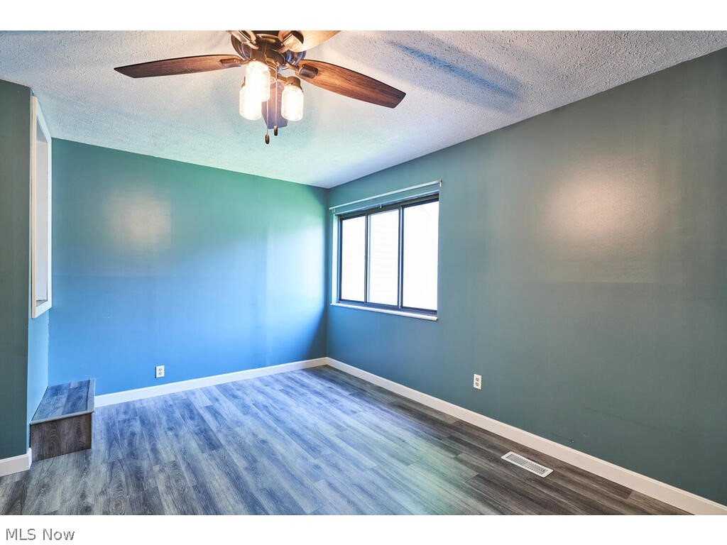 Hillsdale Ridge Condo - Residential