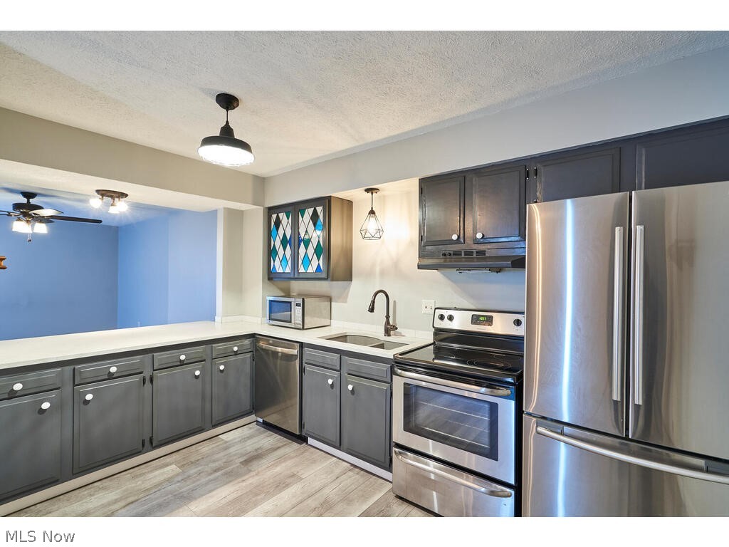 Hillsdale Ridge Condo - Residential
