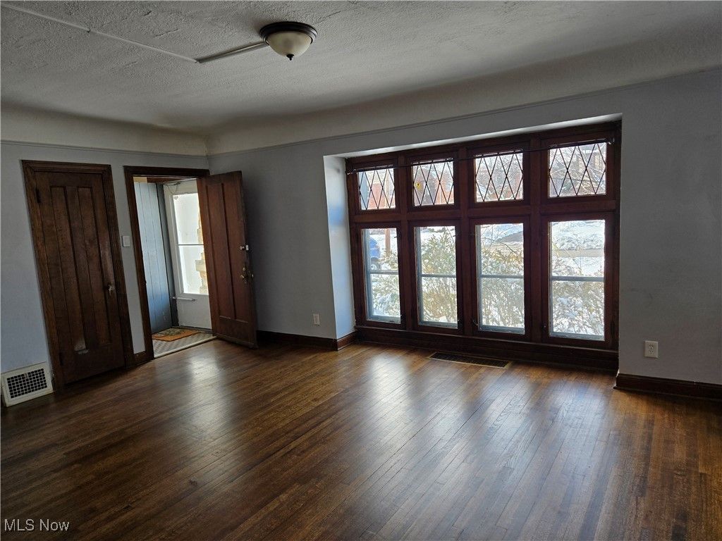 Photo of 3557 Lynnfield Rd, Shaker Heights, OH 44122 (MLS # 5175715)