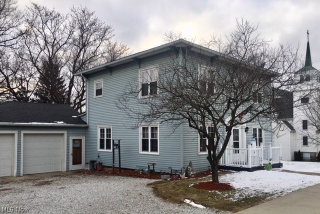 Village/Apple Crk - Residential