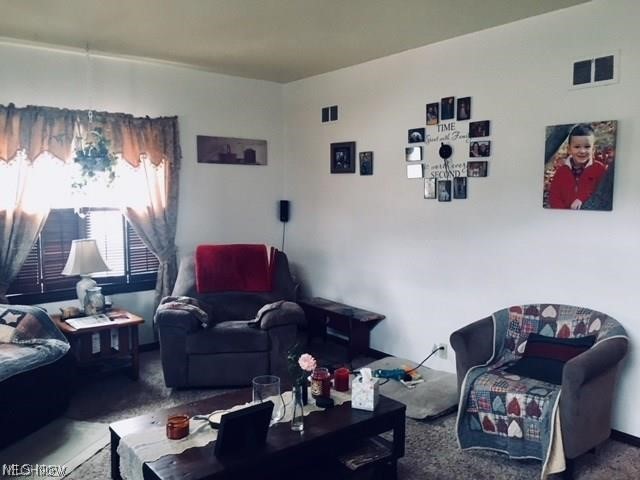 Village/Apple Crk - Residential