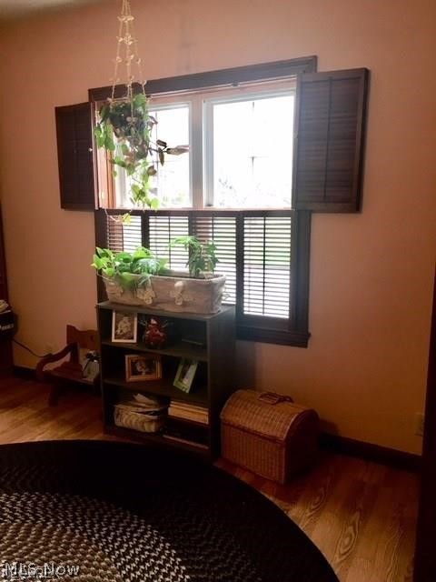 Village/Apple Crk - Residential