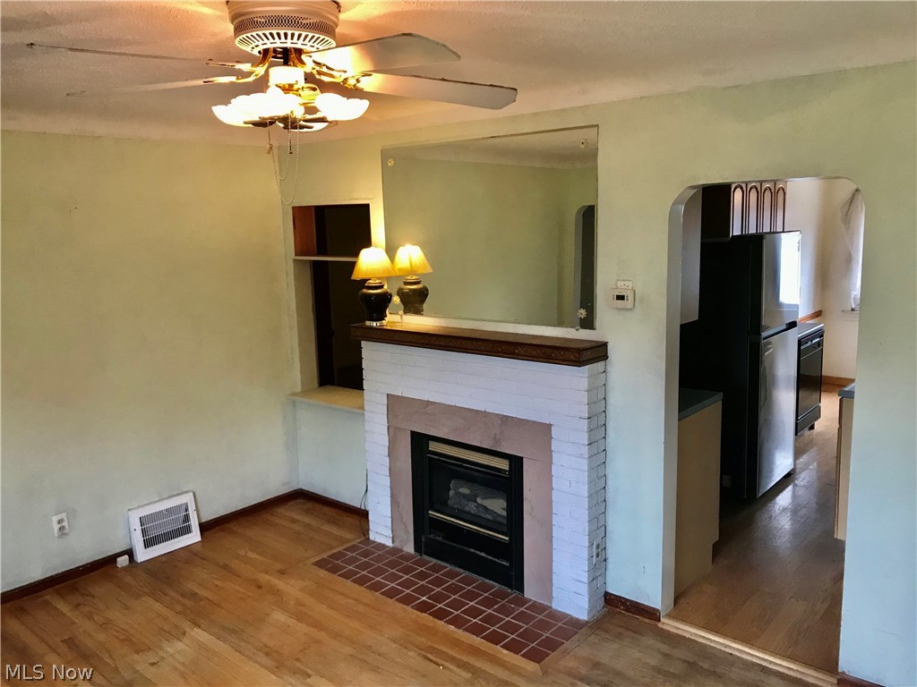 S H Kleinman Realty Cos Clari - Residential