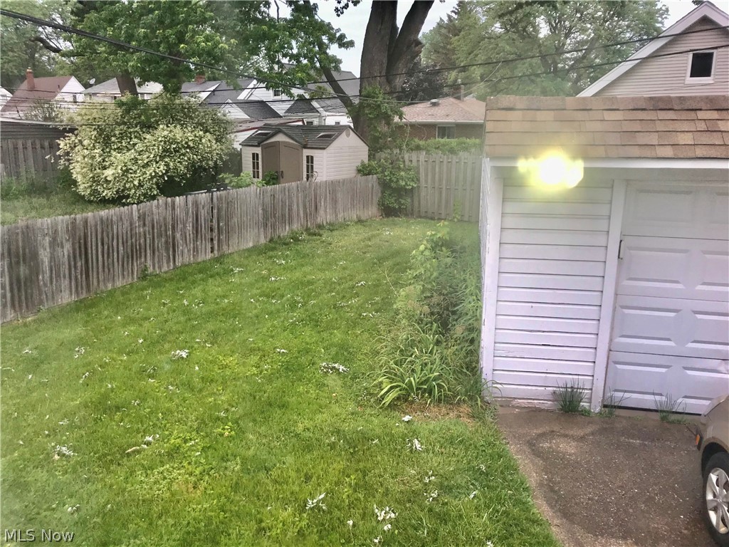 S H Kleinman Realty Cos Clari - Residential