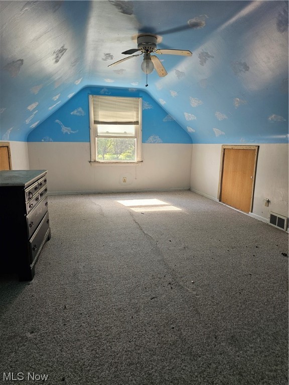 Lincoln Manor - Residential