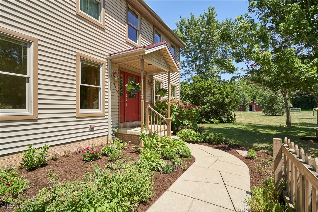 235 Hillsdale Circle