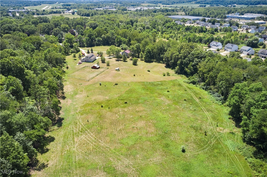 Wadsworth, Ohio 44281, United States, 4 Bedrooms Bedrooms, ,3 BathroomsBathrooms,Residential,Contingent,182376