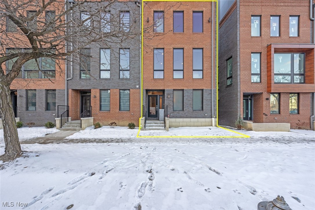 Cleveland, Ohio 44114, United States, 3 Bedrooms Bedrooms, ,5 BathroomsBathrooms,Residential,Active,4516