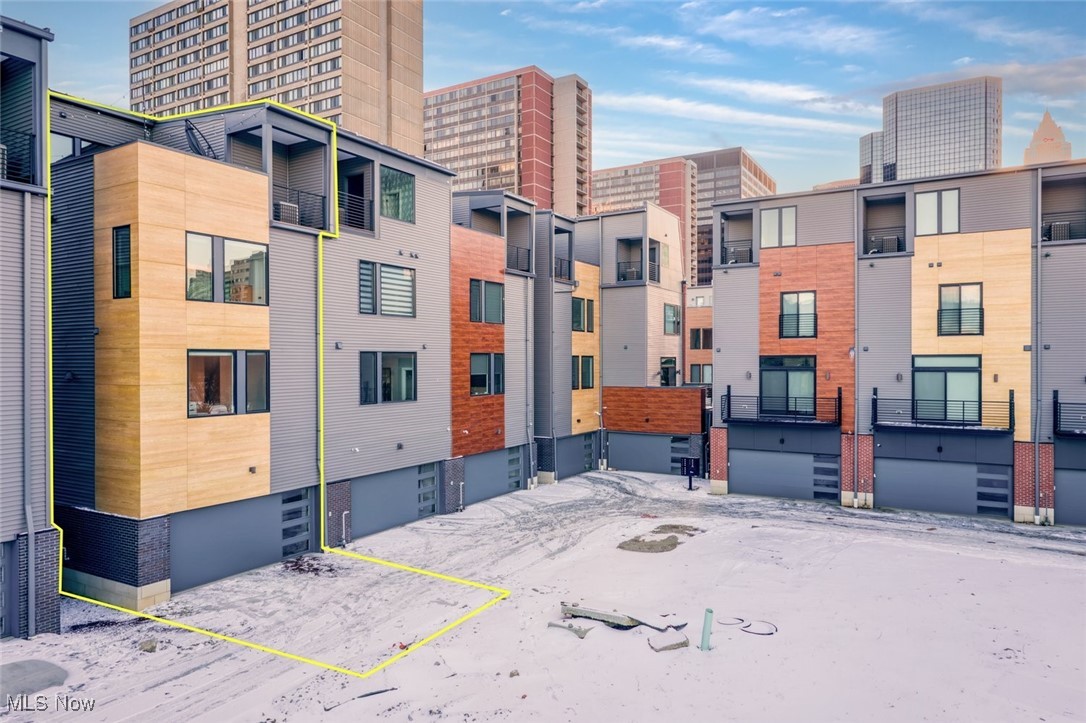 Cleveland, Ohio 44114, United States, 3 Bedrooms Bedrooms, ,5 BathroomsBathrooms,Residential,Active,4516