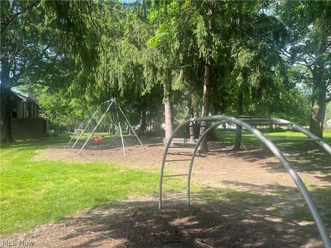 Tiny photo for 474 Terrell Court, Richmond Heights, OH 44143 (MLS # 5216591)