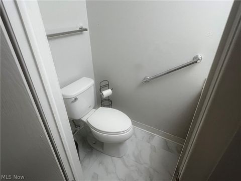 Tiny photo for 474 Terrell Court, Richmond Heights, OH 44143 (MLS # 5216591)