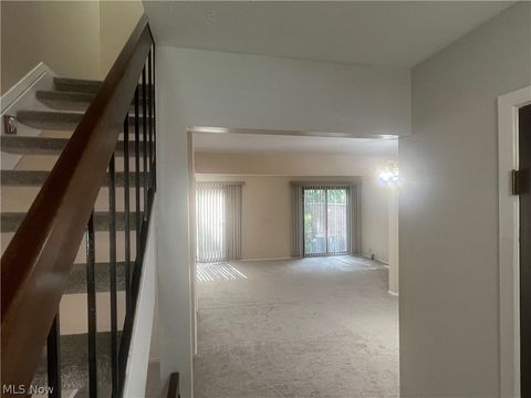 Tiny photo for 474 Terrell Court, Richmond Heights, OH 44143 (MLS # 5216591)