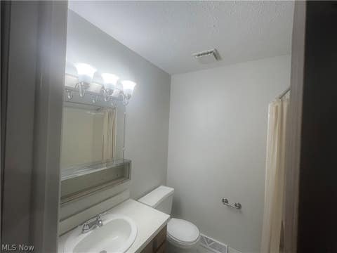 Tiny photo for 474 Terrell Court, Richmond Heights, OH 44143 (MLS # 5216591)