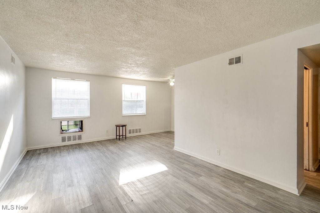 Kuster Estates - Commercial Sale