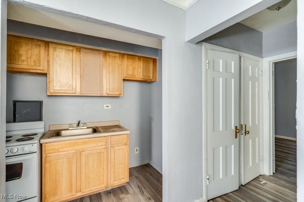 Kuster Estates - Commercial Sale