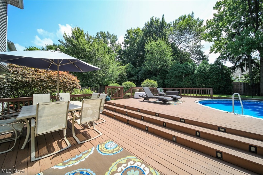 Halle Estates - Residential