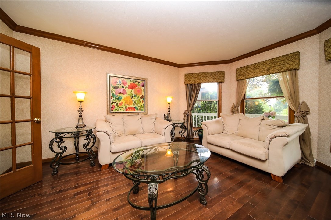 Halle Estates - Residential