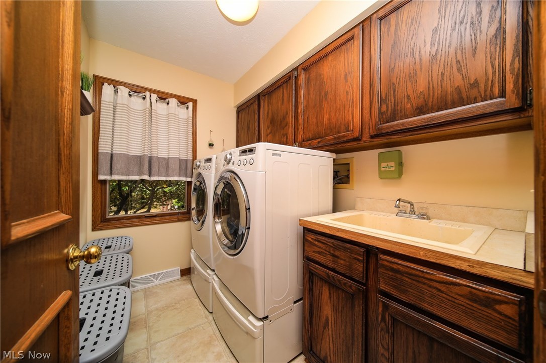 Halle Estates - Residential