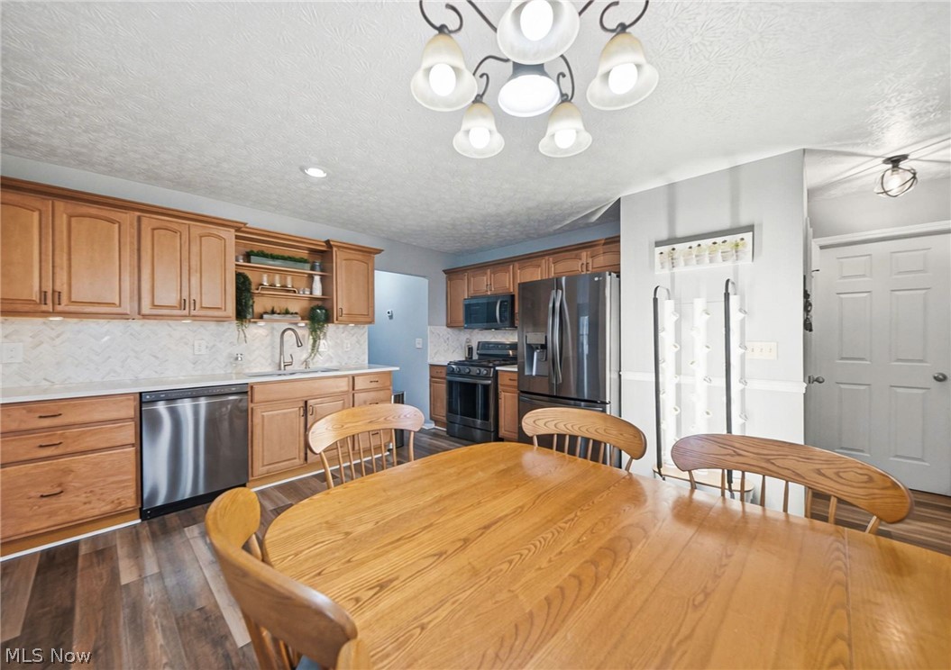 Macintosh Farms Condo 02 Ph 06 - Residential