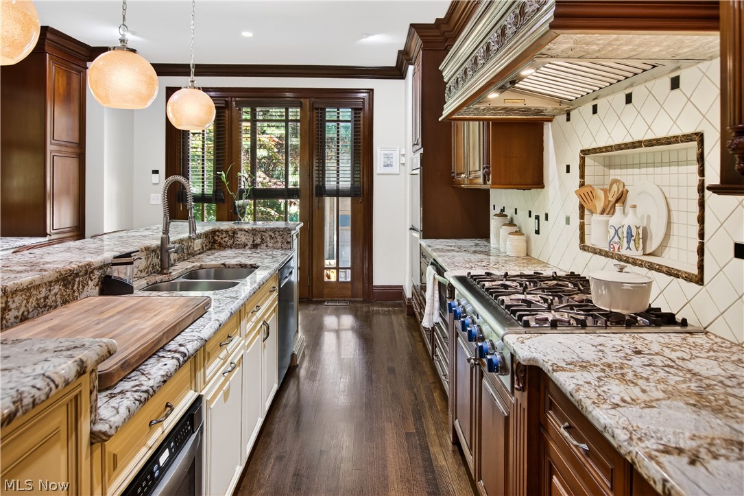 East/Black River - Residential