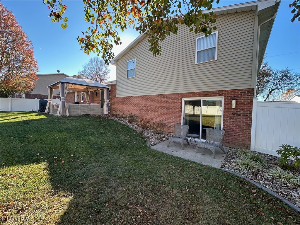 103 Summerset Drive, Marietta, Ohio image 6