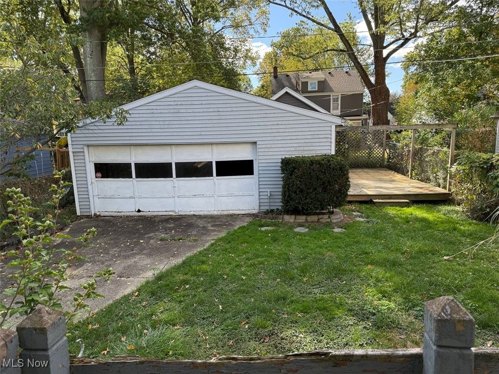 Photo of 223 Stanford Avenue, Elyria, OH 44035 (MLS # 5167954)