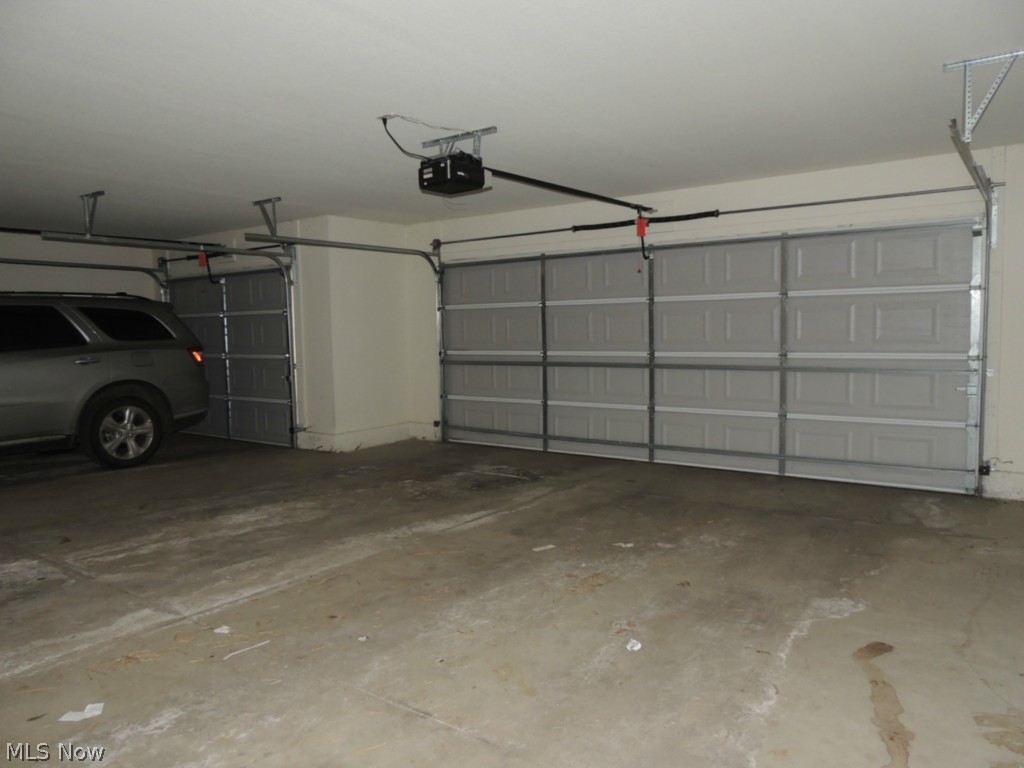 Silver Stone Condo - Residential