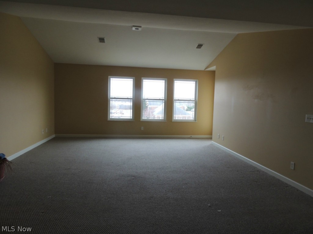 Silver Stone Condo - Residential