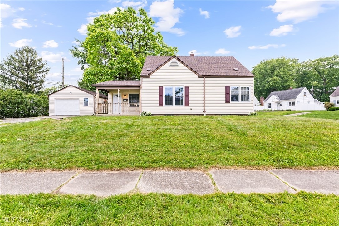 2305 Harding Road, Cuyahoga Falls, Ohio image 1