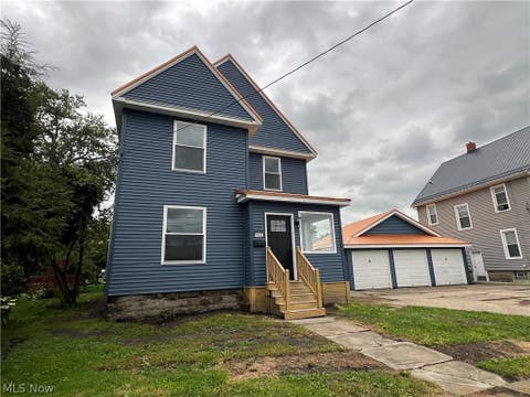 Tiny photo for 162 Riverside Drive, Ashtabula, OH 44004 (MLS # 5239467)