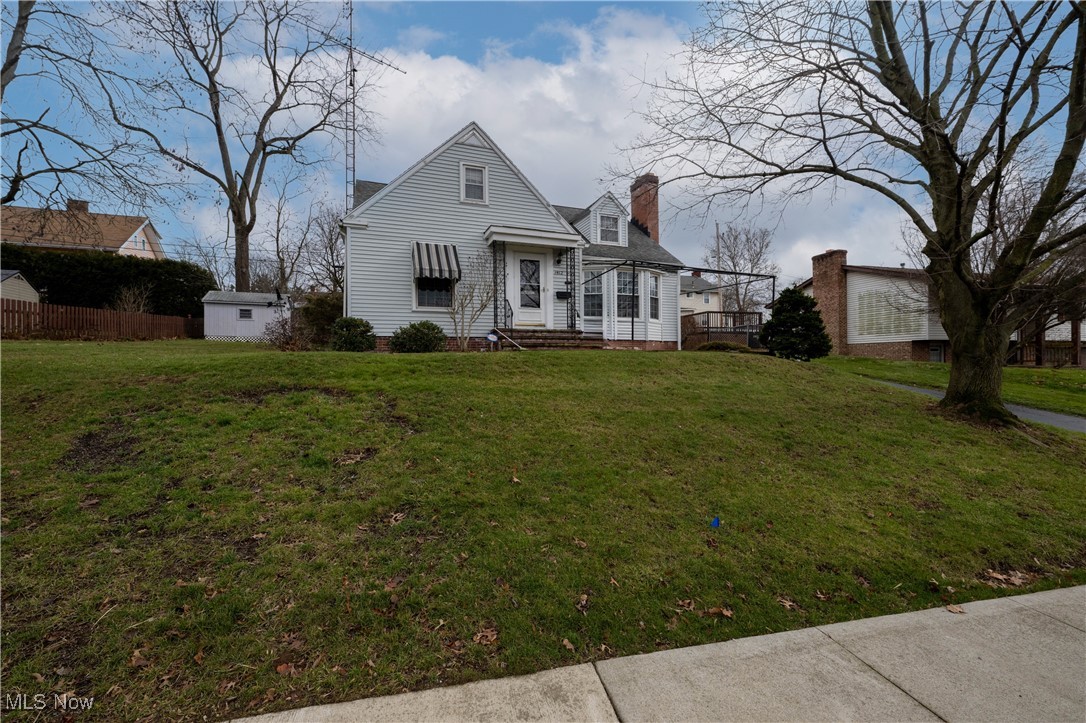 1412 Monument Road, Canton, Ohio image 2