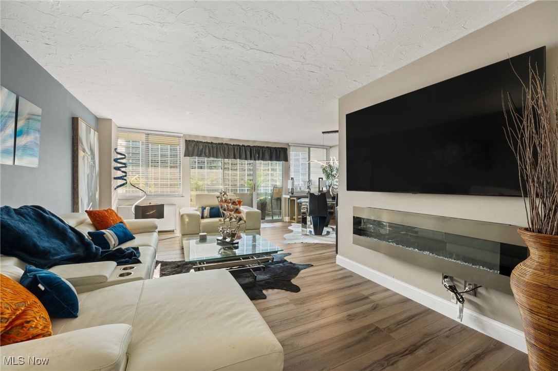 Carlyle Condo - Residential