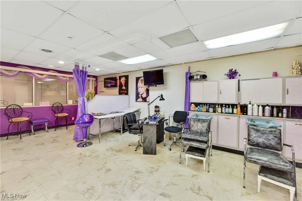 Carlyle Condo - Residential