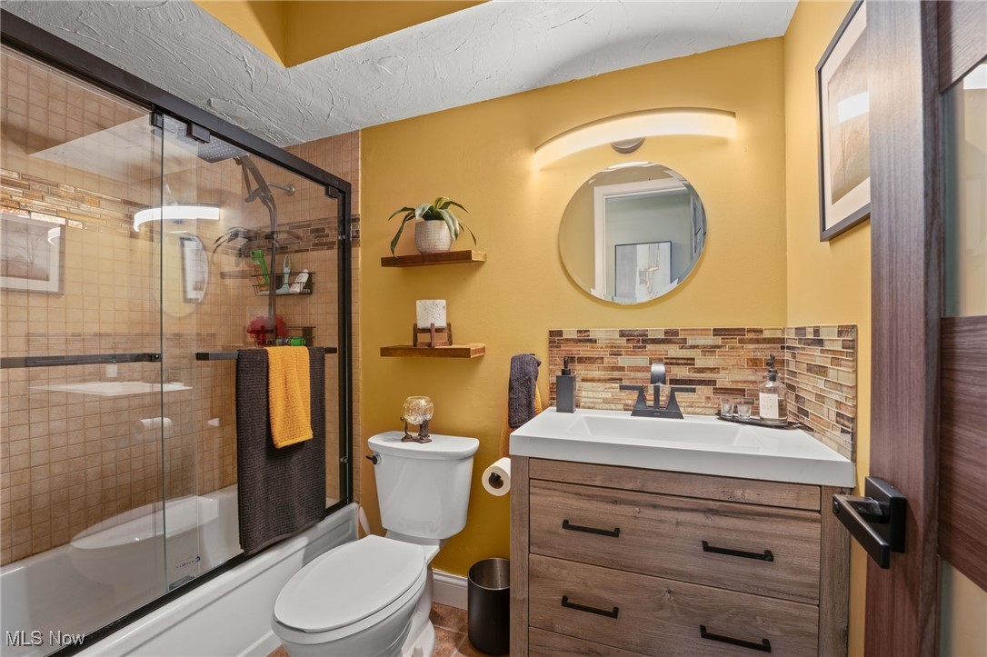 Carlyle Condo - Residential