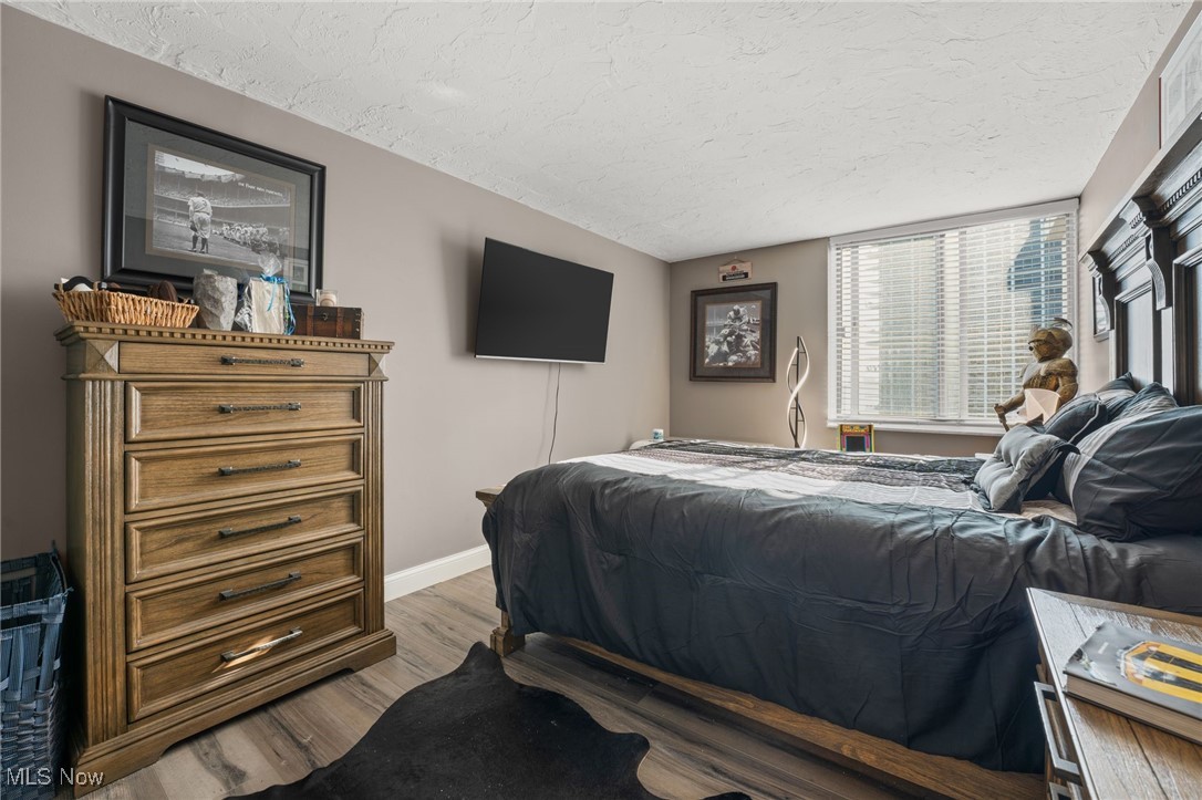 Carlyle Condo - Residential