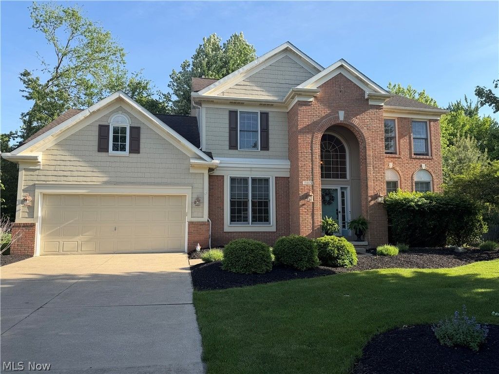 Photo of 19465 Blue Spruce Drive, Strongsville, OH 44149 (MLS # 5212383)
