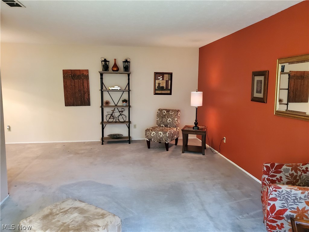 Silver Lake Towers Condo - Residential