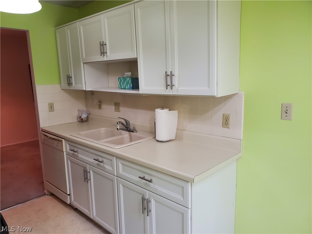 Silver Lake Towers Condo - Residential