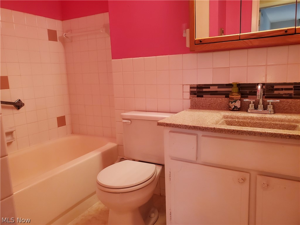 Silver Lake Towers Condo - Residential