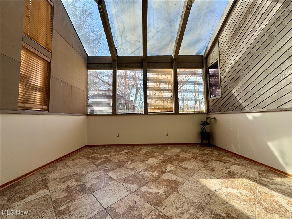 8010 Parkford Street, Massillon, Ohio image 33