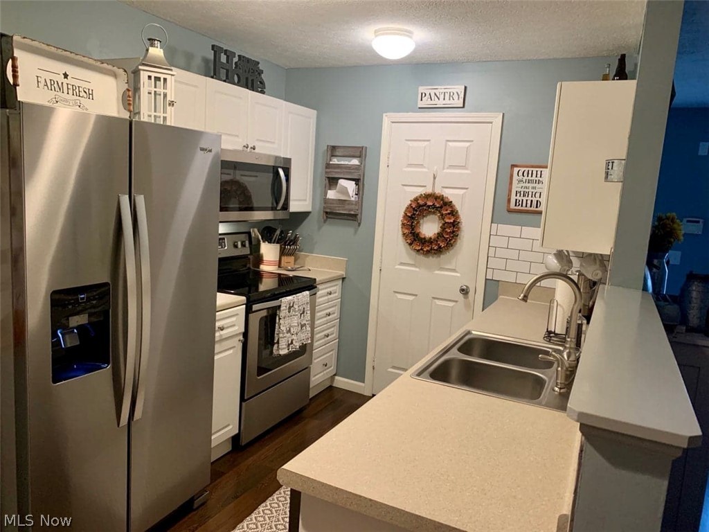 Waggoner Park Condo - Residential