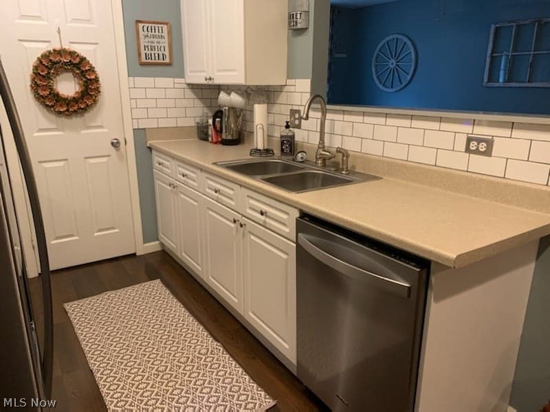 Waggoner Park Condo - Residential