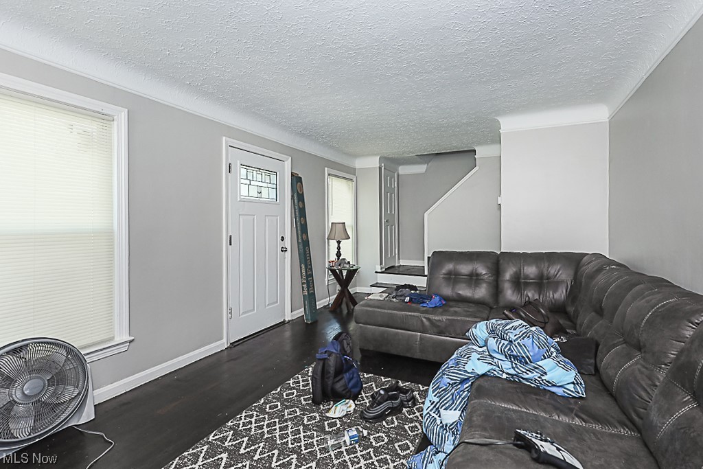 Shaker Lee - Residential