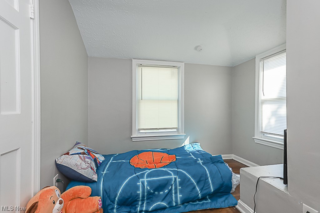 Shaker Lee - Residential