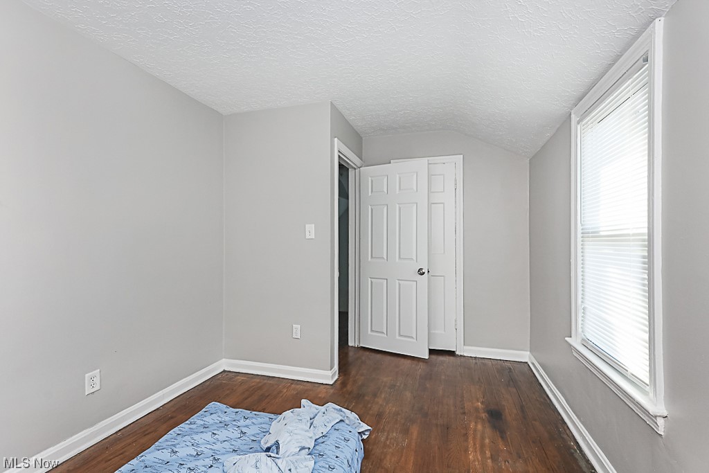 Shaker Lee - Residential