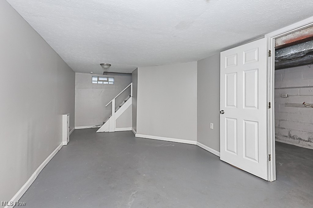 Shaker Lee - Residential