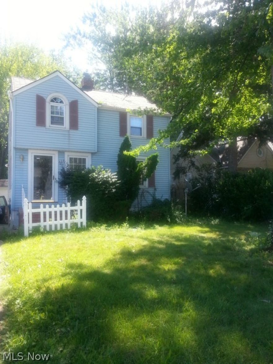 Welcome to this great opportunity to own this fantastic Colonial where the possibilities are endless. Loads of potential presents itself in this 3 Bedroom, 1.5 Bathroom Home. This Home offers a spacious Living Room, a partially finished Basement with a Laundry Area and large Rec Room, 1 car detached Garage and so much more. In need of a little TLC and just awaiting your finishing touches this Home is one you don't want to miss! Situated in a great location close to freeways and downtown . Hammer Out Your Future...CALL TODAY!!